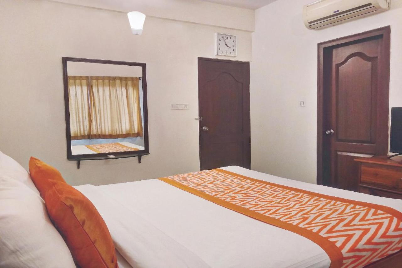 Oyo 6110 Thalassa Suites Bangalore Exterior foto